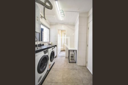 Apartamento à venda com 128m², 3 quartos e 2 vagasLavanderia 