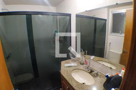 Apartamento à venda com 110m², 3 quartos e 1 vaga Apartamento à venda com 110m², 3 quartos e 1 vagaBanheiro