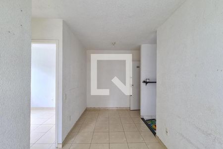 Sala de apartamento para alugar com 2 quartos, 48m² em Água Santa, Rio de Janeiro