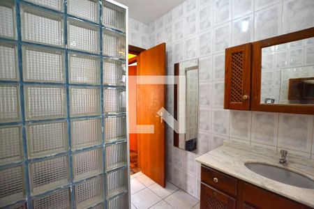 Apartamento para alugar com 60m², 2 quartos e sem vagaBanheiro