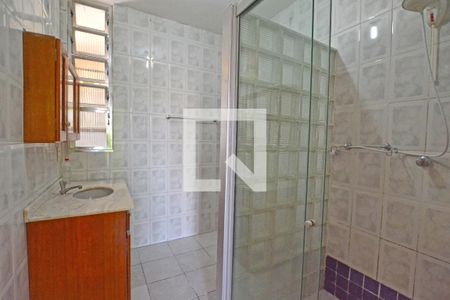 Apartamento para alugar com 60m², 2 quartos e sem vagaBanheiro