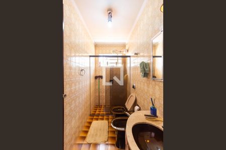 Casa à venda com 145m², 5 quartos e 2 vagasBanheiro