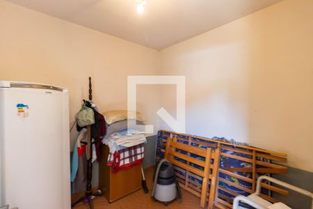 Casa à venda com 145m², 5 quartos e 2 vagasQuarto de Serviço