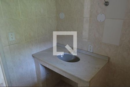 Casa de condomínio para alugar com 130m², 2 quartos e sem vagaBanheiro