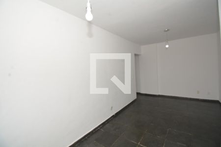 Sala de apartamento para alugar com 2 quartos, 50m² em Madureira, Rio de Janeiro