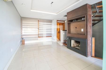 Sala de casa à venda com 2 quartos, 150m² em Tristeza, Porto Alegre