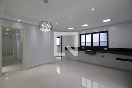 Casa para alugar com 374m², 5 quartos e 4 vagasCozinha