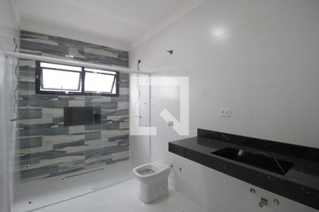 Casa para alugar com 374m², 5 quartos e 4 vagasBanheiro