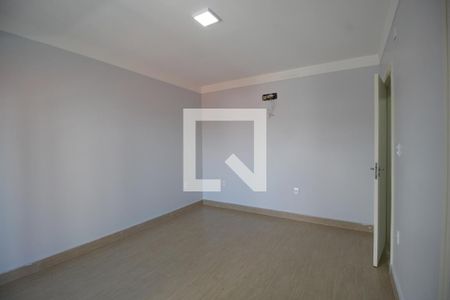 Casa para alugar com 374m², 5 quartos e 4 vagasSuíte