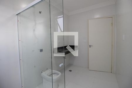 Casa para alugar com 374m², 5 quartos e 4 vagasBanheiro