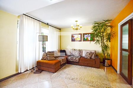 Sala de casa à venda com 3 quartos, 80m² em Glória, Porto Alegre
