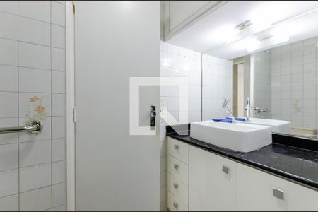 Apartamento para alugar com 50m², 1 quarto e 1 vaga Apartamento para alugar com 50m², 1 quarto e 1 vagaBanheiro