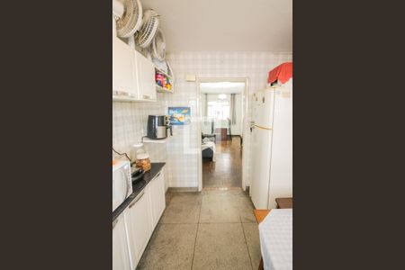 Apartamento à venda com 94m², 4 quartos e sem vagaCozinha