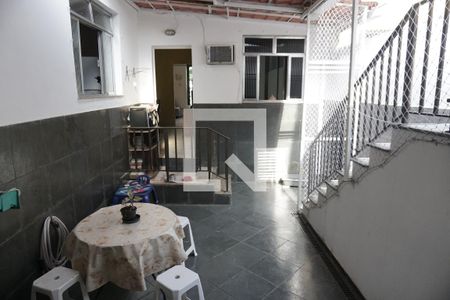 Casa à venda com 125m², 3 quartos e sem vagaQuintal