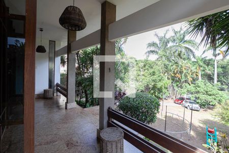 Casa à venda com 294m², 7 quartos e 8 vagasVaranda 