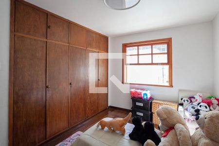 Casa à venda com 294m², 7 quartos e 8 vagasQuarto 2