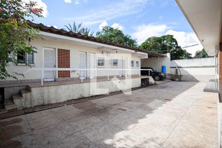 Casa à venda com 294m², 7 quartos e 8 vagasÁrea de serviço e quarto de serviço 