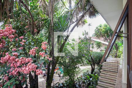 Casa à venda com 294m², 7 quartos e 8 vagasVista do escritório