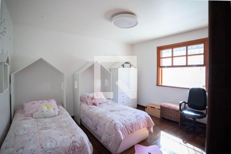 Casa à venda com 294m², 7 quartos e 8 vagasQuarto 1