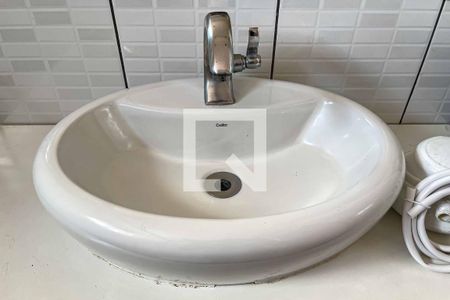 Apartamento à venda com 100m², 3 quartos e sem vagaBanheiro da Suíte