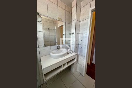 Apartamento à venda com 100m², 3 quartos e sem vagaBanheiro da Suíte