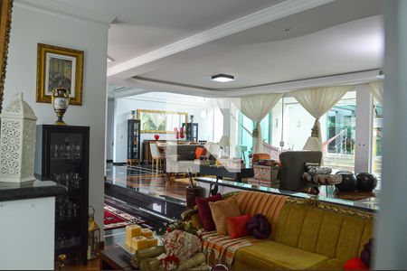 Sala 2 de casa de condomínio à venda com 6 quartos, 662m² em Parque Terra Nova Ii, São Bernardo do Campo