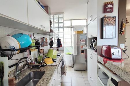 Apartamento para alugar com 77m², 3 quartos e 2 vagasCozinha
