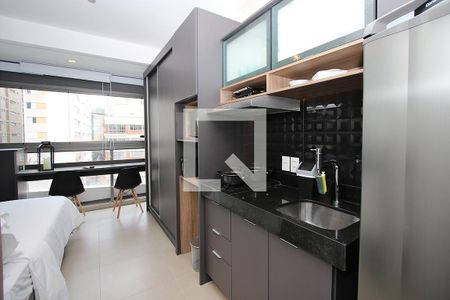 Studio Kitnet - Quarto e Cozinha de kitnet/studio para alugar com 1 quarto, 19m² em Pinheiros, São Paulo