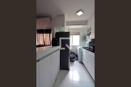 Apartamento à venda com 57m², 2 quartos e 1 vagaCozinha e Área de Serviço