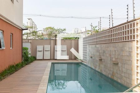 Studio à venda com 35m², 1 quarto e sem vaga Studio à venda com 35m², 1 quarto e sem vagaPiscina