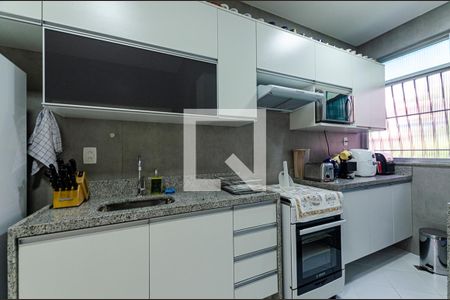 Apartamento à venda com 340m², 4 quartos e 1 vaga Apartamento à venda com 340m², 4 quartos e 1 vagaCozinha