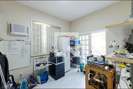 Quarto 1 de apartamento à venda com 4 quartos, 340m² em Pe Pequeno, Niterói