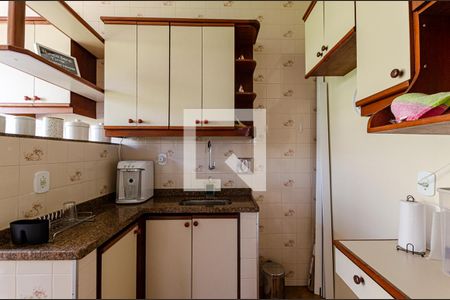 Apartamento à venda com 340m², 4 quartos e 1 vaga Apartamento à venda com 340m², 4 quartos e 1 vagaCozinha 2