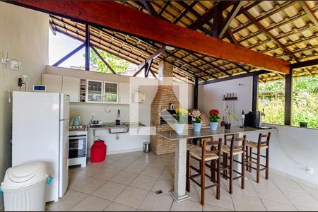 Apartamento à venda com 340m², 4 quartos e 1 vaga Apartamento à venda com 340m², 4 quartos e 1 vagaÁrea comum