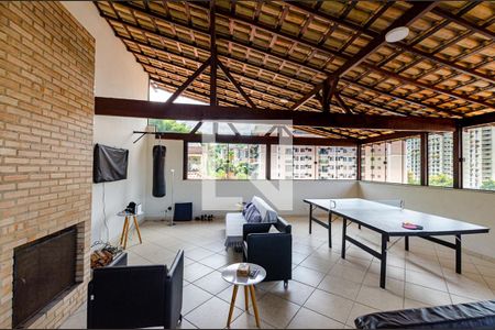 Apartamento à venda com 340m², 4 quartos e 1 vaga Apartamento à venda com 340m², 4 quartos e 1 vagaÁrea comum
