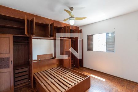 Quarto 1 de casa à venda com 3 quartos, 250m² em Vila Ré, São Paulo