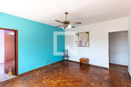 Sala de casa à venda com 3 quartos, 250m² em Vila Ré, São Paulo