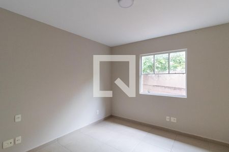 Casa para alugar com 127m², 3 quartos e 4 vagas Casa para alugar com 127m², 3 quartos e 4 vagasSuite