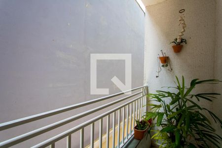Varanda da sala de apartamento para alugar com 2 quartos, 46m² em Vila Tibiriçá, Santo André