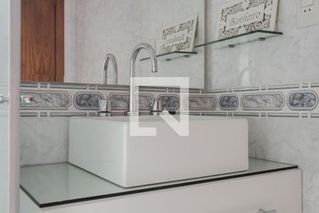 Apartamento para alugar com 90m², 2 quartos e 2 vagas Apartamento para alugar com 90m², 2 quartos e 2 vagasBanheiro