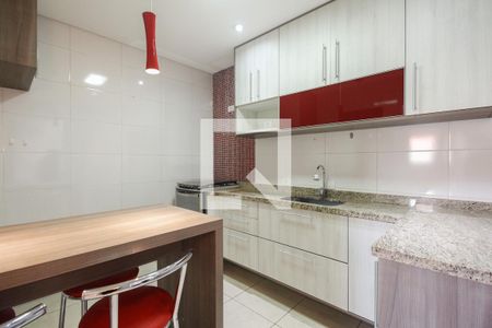 Casa de condomínio à venda com 130m², 3 quartos e 2 vagas Casa de condomínio à venda com 130m², 3 quartos e 2 vagasCozinha