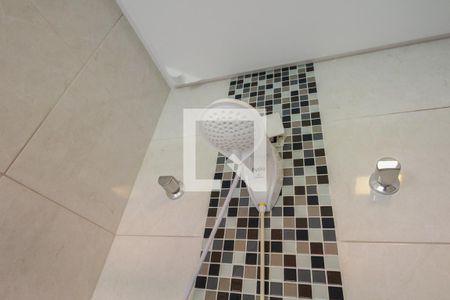 Casa de condomínio à venda com 130m², 3 quartos e 2 vagas Casa de condomínio à venda com 130m², 3 quartos e 2 vagasBanheiro Suíte