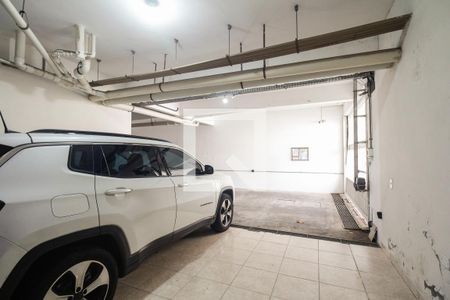 Garagem  de casa de condomínio à venda com 3 quartos, 130m² em Tatuapé, São Paulo