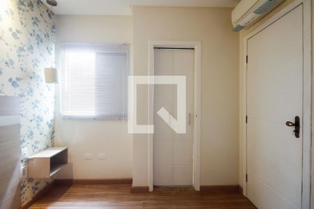 Casa de condomínio à venda com 130m², 3 quartos e 2 vagas Casa de condomínio à venda com 130m², 3 quartos e 2 vagasSuíte