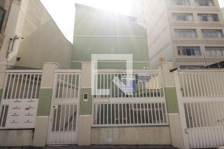 Fachada  de casa de condomínio à venda com 3 quartos, 130m² em Tatuapé, São Paulo