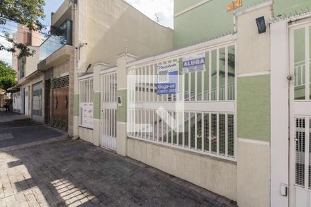 Casa de condomínio à venda com 130m², 3 quartos e 2 vagas Casa de condomínio à venda com 130m², 3 quartos e 2 vagasFachada