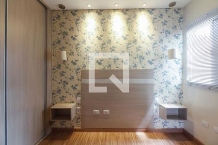 Casa de condomínio à venda com 130m², 3 quartos e 2 vagas Casa de condomínio à venda com 130m², 3 quartos e 2 vagasSuíte