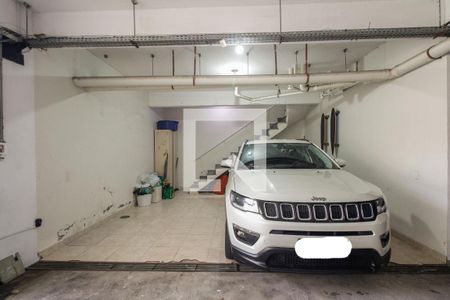 Casa de condomínio à venda com 130m², 3 quartos e 2 vagas Casa de condomínio à venda com 130m², 3 quartos e 2 vagasGaragem