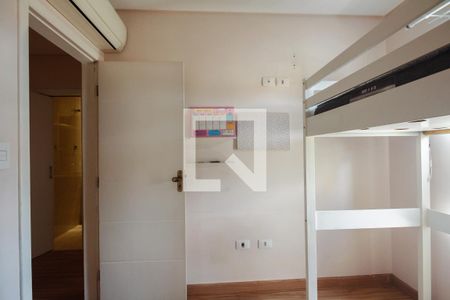 Casa de condomínio à venda com 130m², 3 quartos e 2 vagas Casa de condomínio à venda com 130m², 3 quartos e 2 vagasQuarto 1