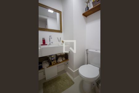 Apartamento à venda com 120m², 3 quartos e 2 vagasLavabo